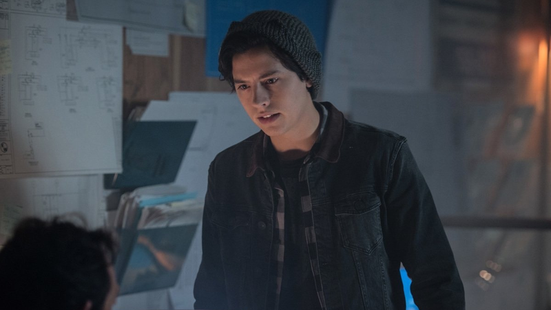 Illustration for article titled Riverdale's Jughead Is a Shitty Writer